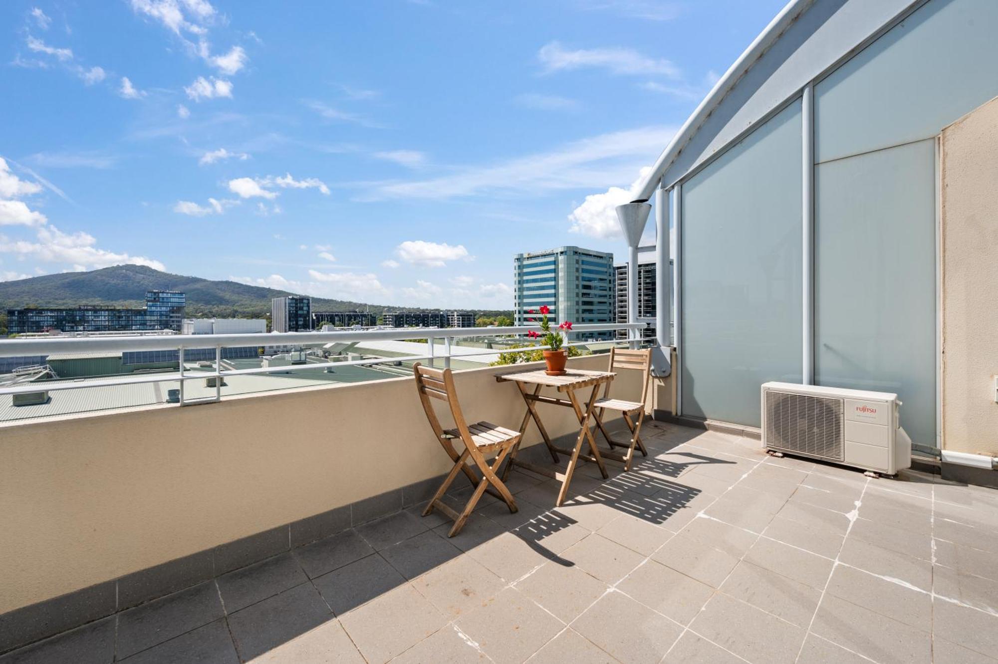 Spacious Ensuite Room In A City Centre Duplex Apartment-2 Canberra Exteriér fotografie