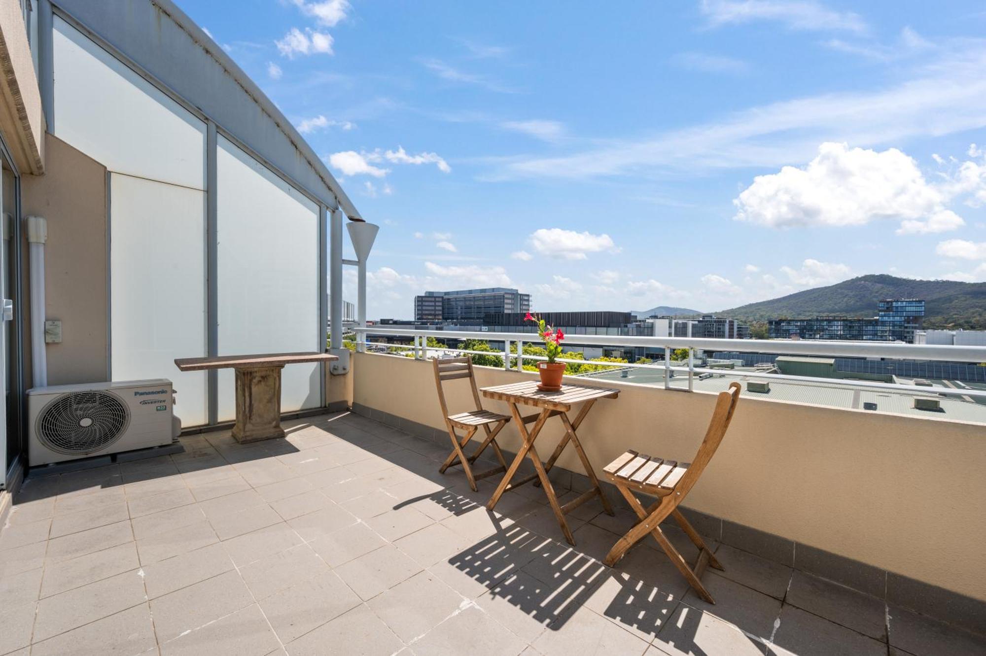 Spacious Ensuite Room In A City Centre Duplex Apartment-2 Canberra Exteriér fotografie